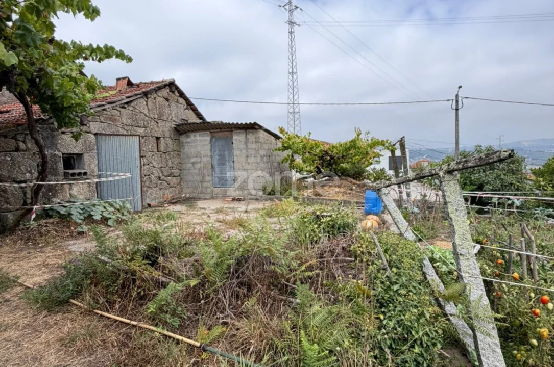 Moradia T2 para Venda em Valpedre Foto 28
