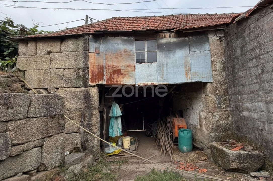 Moradia T2 para Venda em Valpedre Foto 22