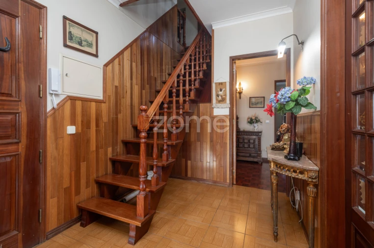 Apartamento T5 para Venda em Assafarge e Antanhol Foto 8