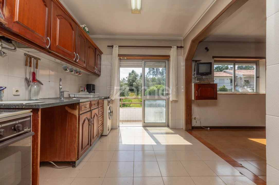 Apartamento T5 para Venda em Assafarge e Antanhol Foto 5