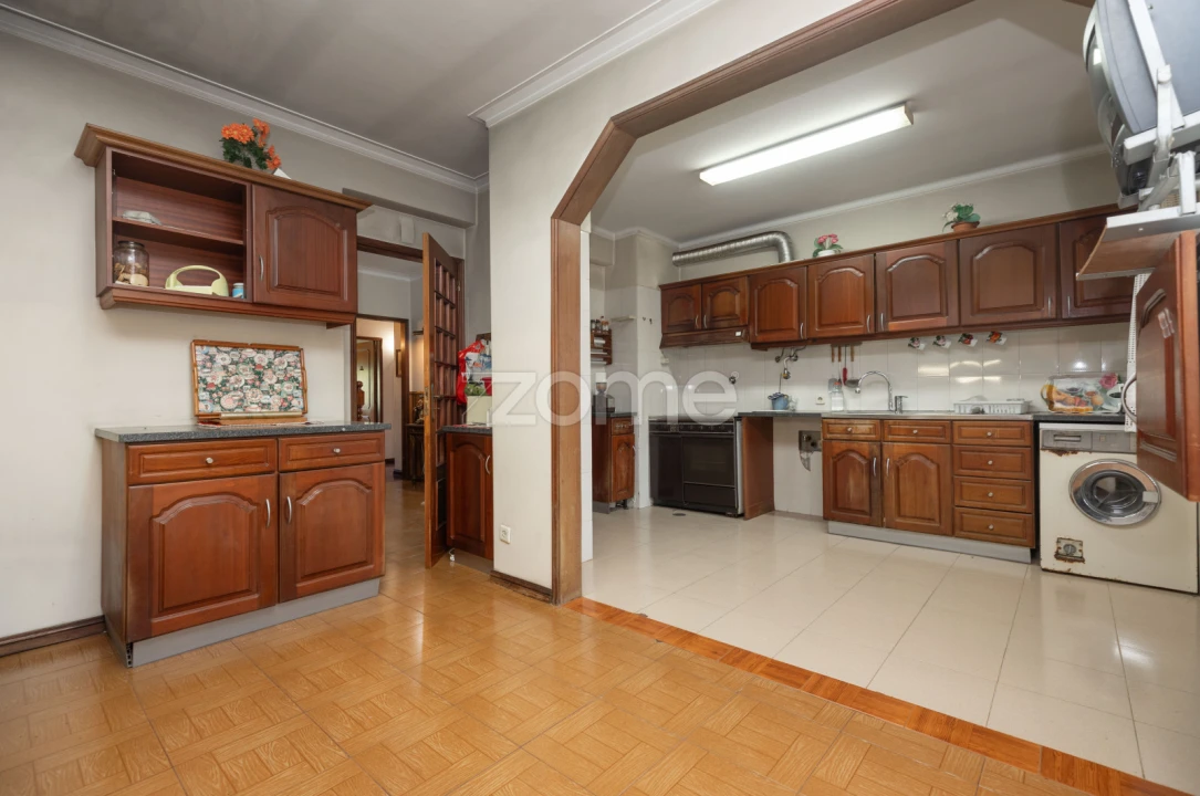 Apartamento T5 para Venda em Assafarge e Antanhol Foto 7