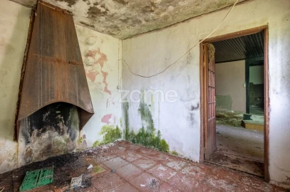 Moradia T2 para Venda em Castanheiro do Norte e Ribalonga