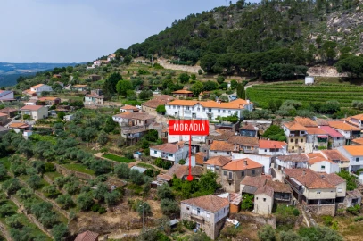 Moradia T2 para Venda em Castanheiro do Norte e Ribalonga