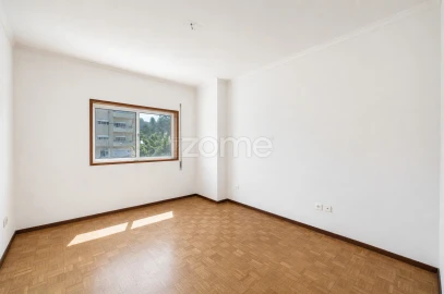Apartamento T2 para Venda em Cabeça Santa