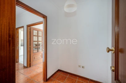 Apartamento T2 para Venda em Cabeça Santa