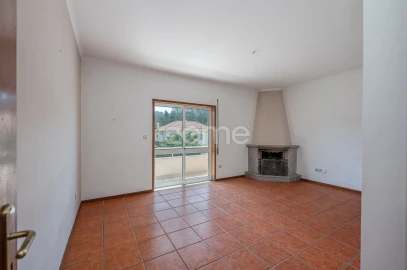 Apartamento T2 para Venda em Cabeça Santa