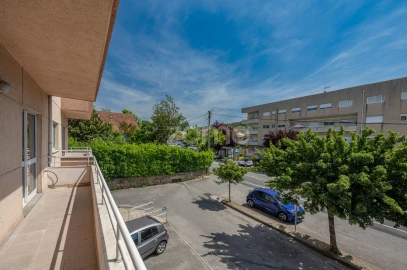 Apartamento T2 para Venda em Cabeça Santa