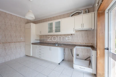 Apartamento T2 para Venda em Cabeça Santa