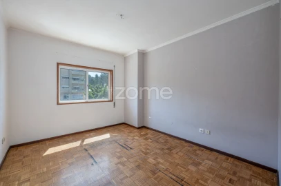 Apartamento T2 para Venda em Cabeça Santa