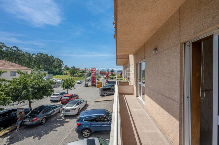 Apartamento T2 para Venda em Cabeça Santa Foto 13