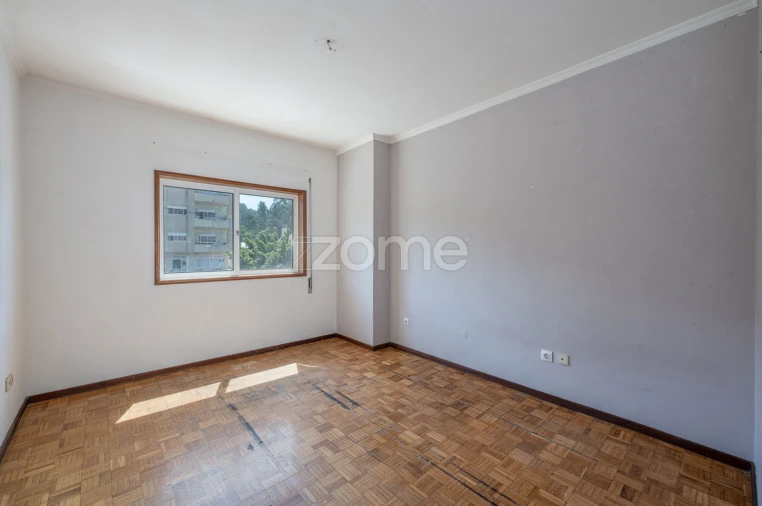 Apartamento T2 para Venda em Cabeça Santa Foto 19