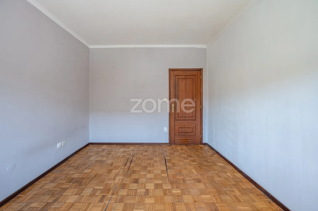 Apartamento T2 para Venda em Cabeça Santa Foto 21