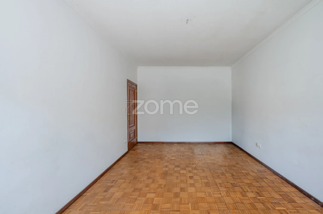 Apartamento T2 para Venda em Cabeça Santa Foto 24