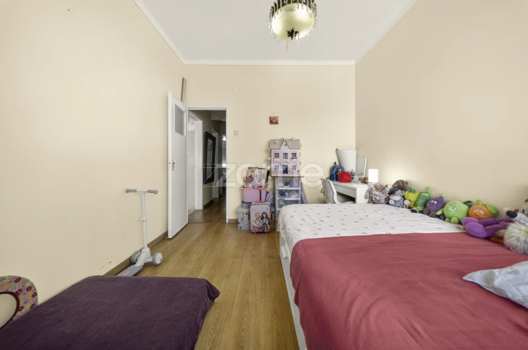 Apartamento T2 para Venda em Algueirão-Mem Martins Foto 6