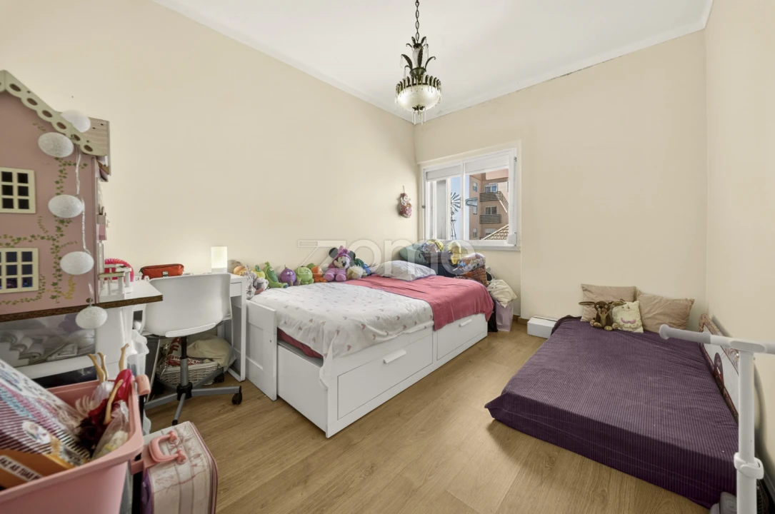 Apartamento T2 para Venda em Algueirão-Mem Martins Foto 5