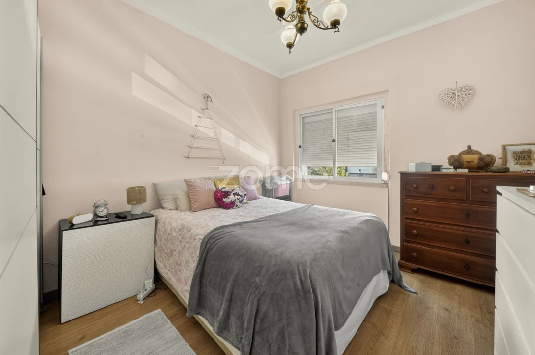 Apartamento T2 para Venda em Algueirão-Mem Martins Foto 8