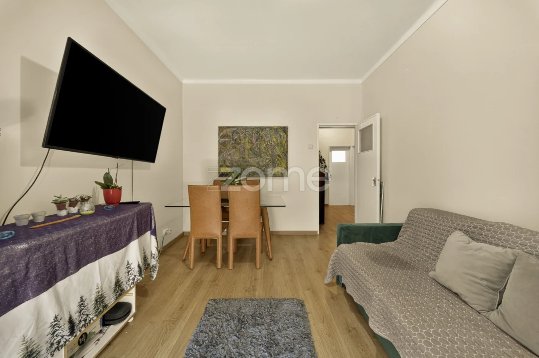 Apartamento T2 para Venda em Algueirão-Mem Martins Foto 12