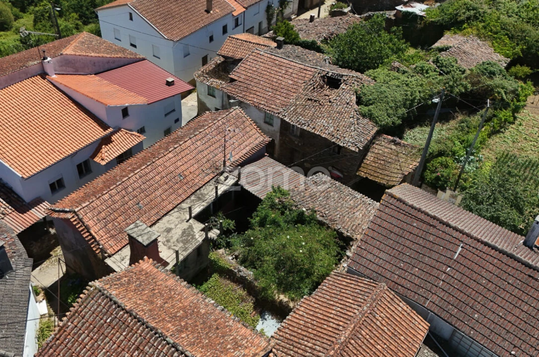 Moradia T4 para Venda em Gois Foto 32
