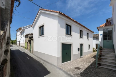 Moradia T4 para Venda em Gois