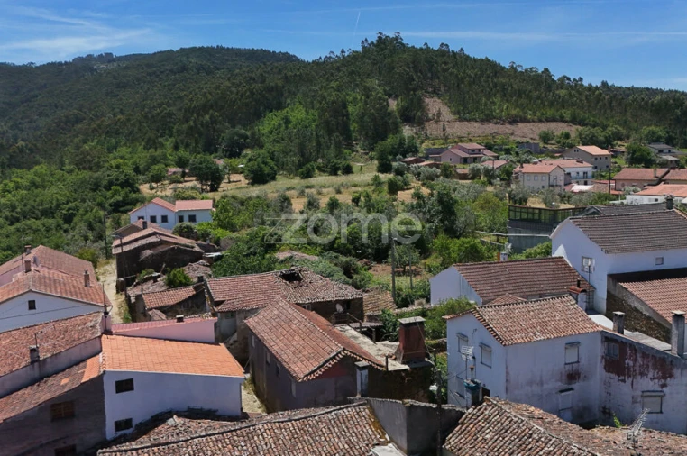 Moradia T4 para Venda em Gois Foto 33