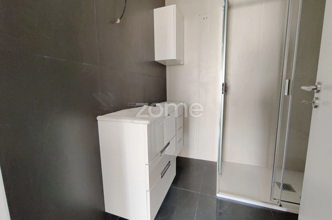 Apartamento T3 para Venda em Odivelas Foto 8