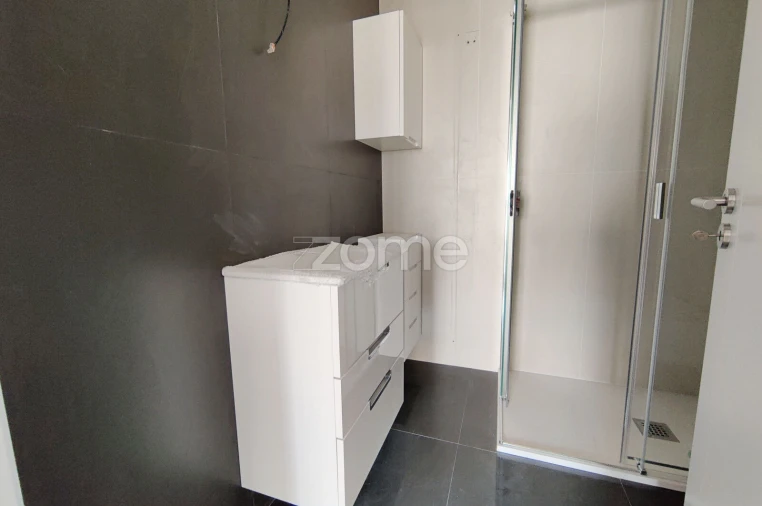 Apartamento T3 para Venda em Odivelas Foto 8