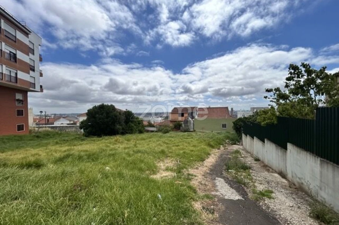 Terreno para Venda em Mina de Água Foto 1