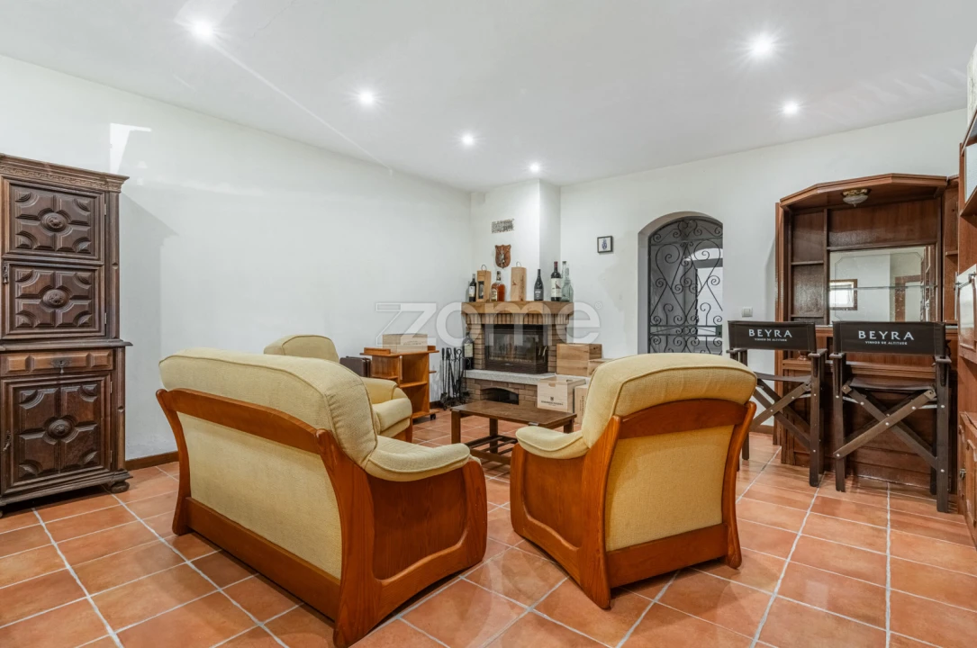 Moradia T4 para Venda em Vila Cova da Lixa e Borba de Godim Foto 22