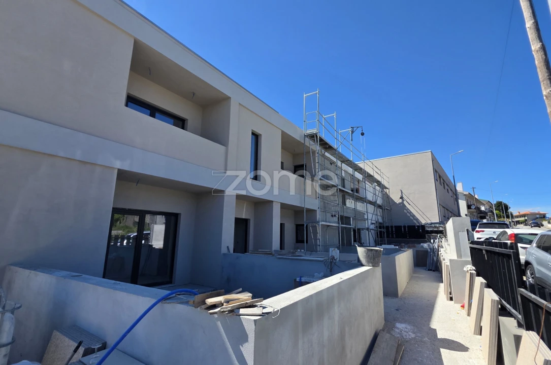 Apartamento T2 para Venda em Lustosa e Barrosas (Santo Estêvão) Foto 12