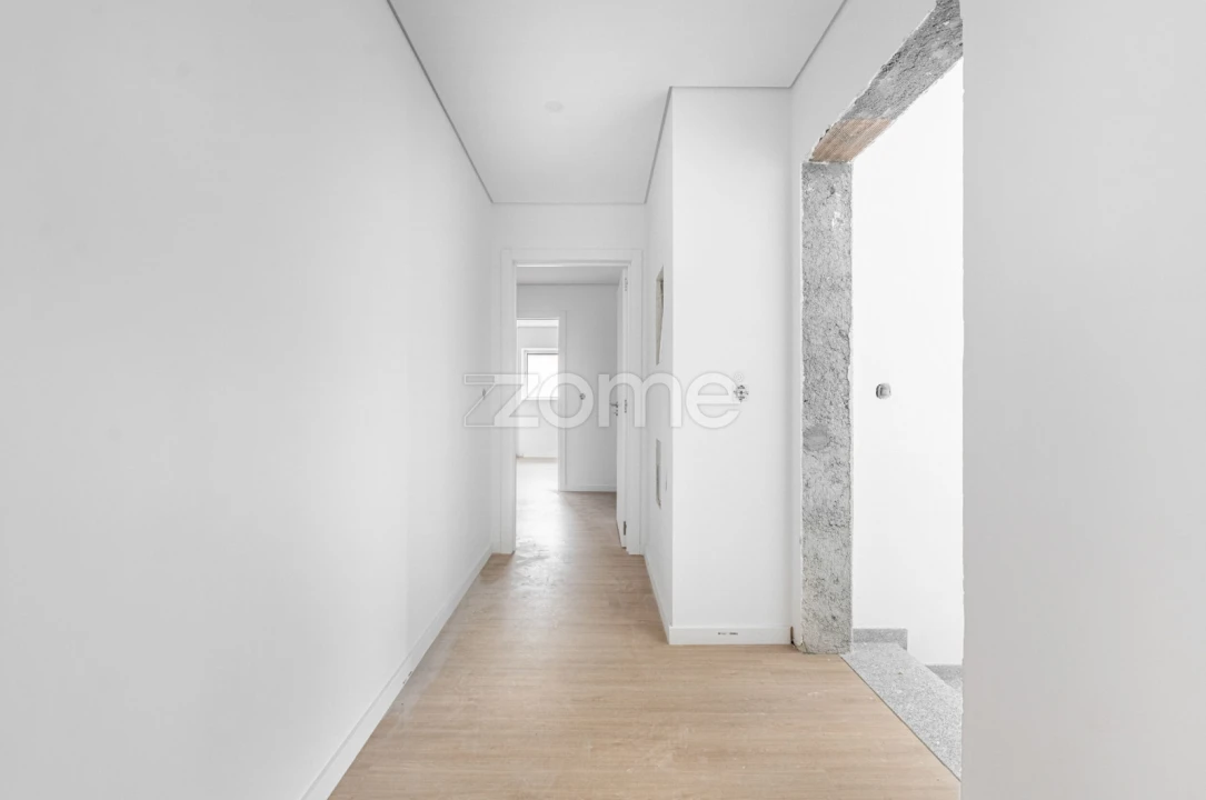 Apartamento T2 para Venda em Lustosa e Barrosas (Santo Estêvão) Foto 2