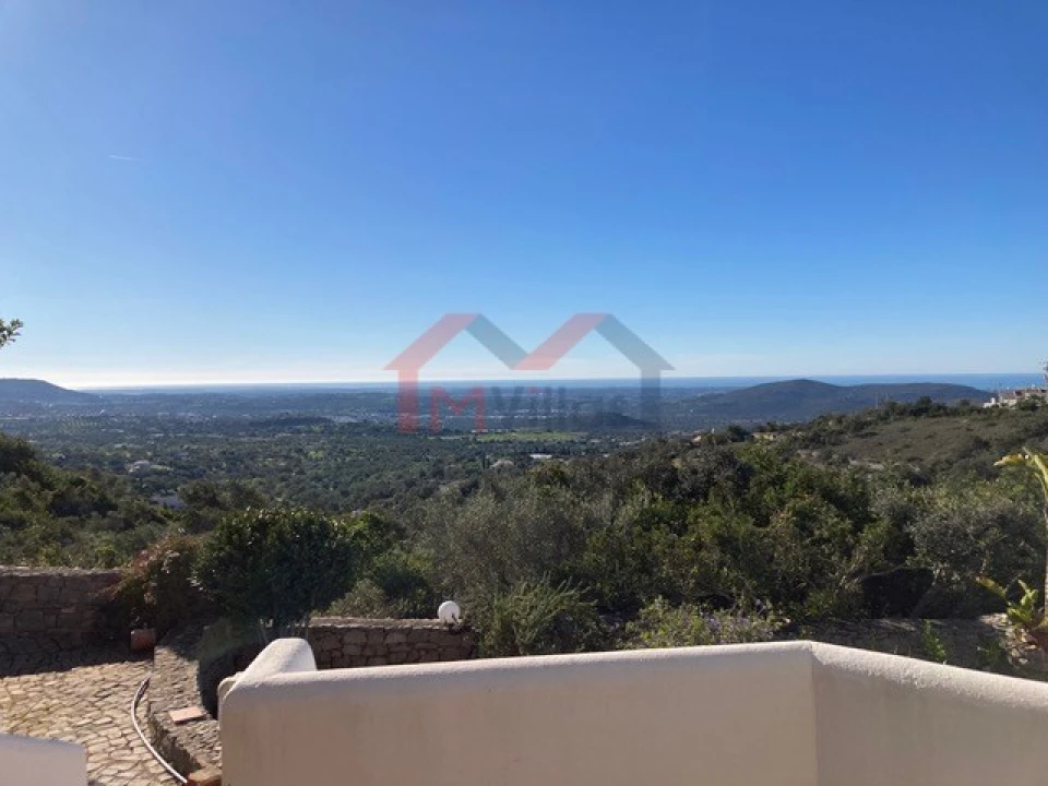 Moradia T3 para Venda em Loule (São Sebastião) Foto 1