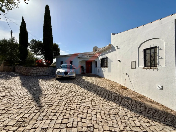 Moradia T3 para Venda em Loule (São Sebastião) Foto 42