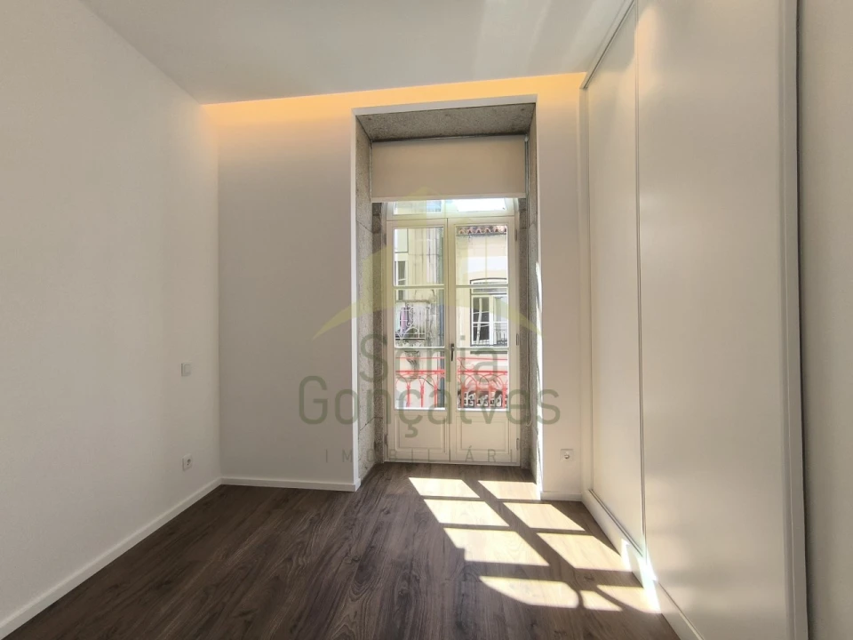 Apartamento T2 para Arrendamento em Santa Maria Maior e Monserrate e Meadela Foto 8
