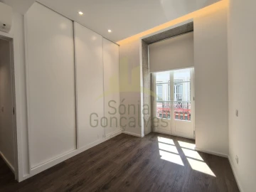 Apartamento T2 para Arrendamento em Santa Maria Maior e Monserrate e Meadela