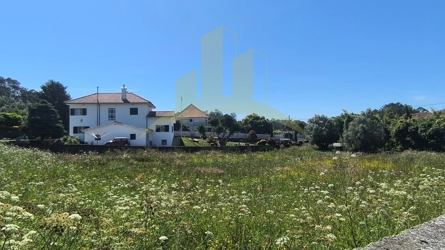 Terreno para Venda em Nogueira, Meixedo e Vilar de Murteda
