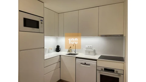 Apartamento T2 para Venda em Cedofeita, Santo Ildefonso, Sé, Miragaia, São Nicolau e Vitória