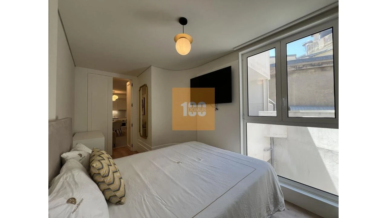 Apartamento T2 para Venda em Cedofeita, Santo Ildefonso, Sé, Miragaia, São Nicolau e Vitória Foto 6