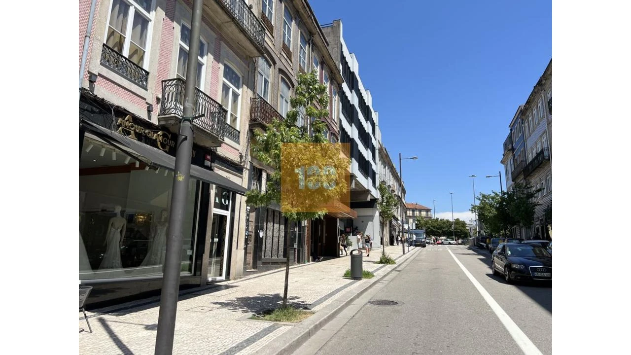 Apartamento T2 para Venda em Cedofeita, Santo Ildefonso, Sé, Miragaia, São Nicolau e Vitória Foto 24