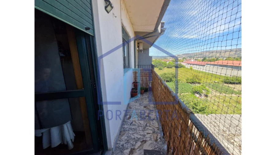 Apartamento T2 para Venda em Madalena e Samaiões Foto 2