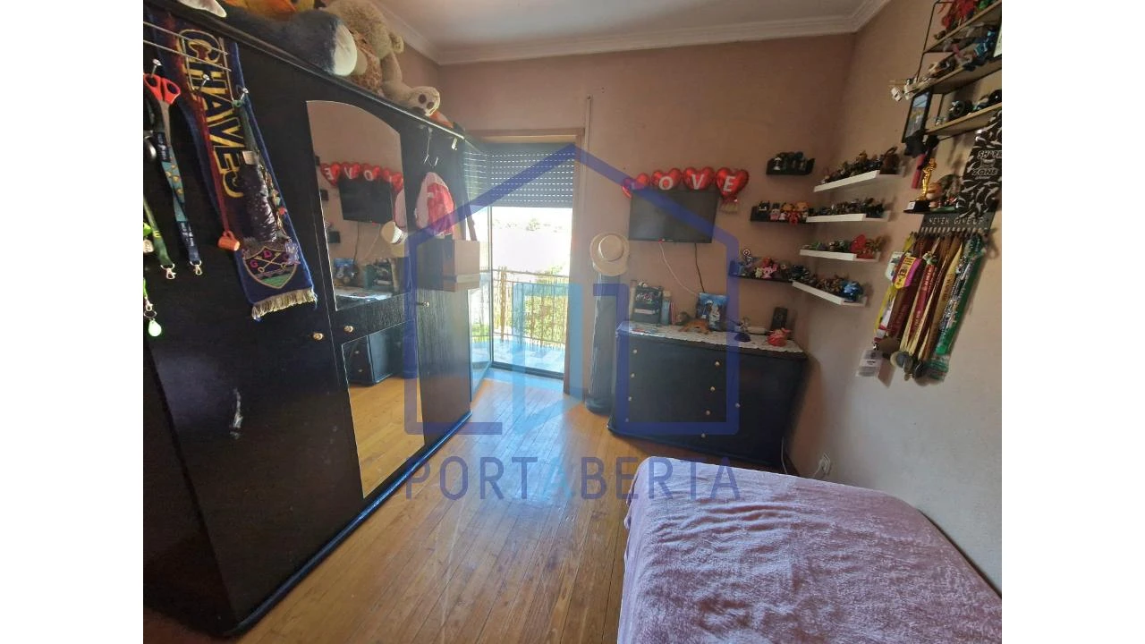 Apartamento T2 para Venda em Madalena e Samaiões Foto 4