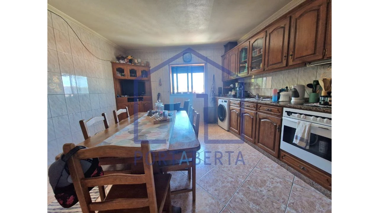 Apartamento T2 para Venda em Madalena e Samaiões Foto 6