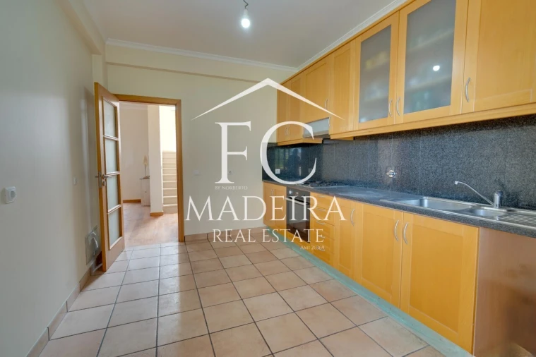 Moradia T2 para Venda em Gaula Foto 4