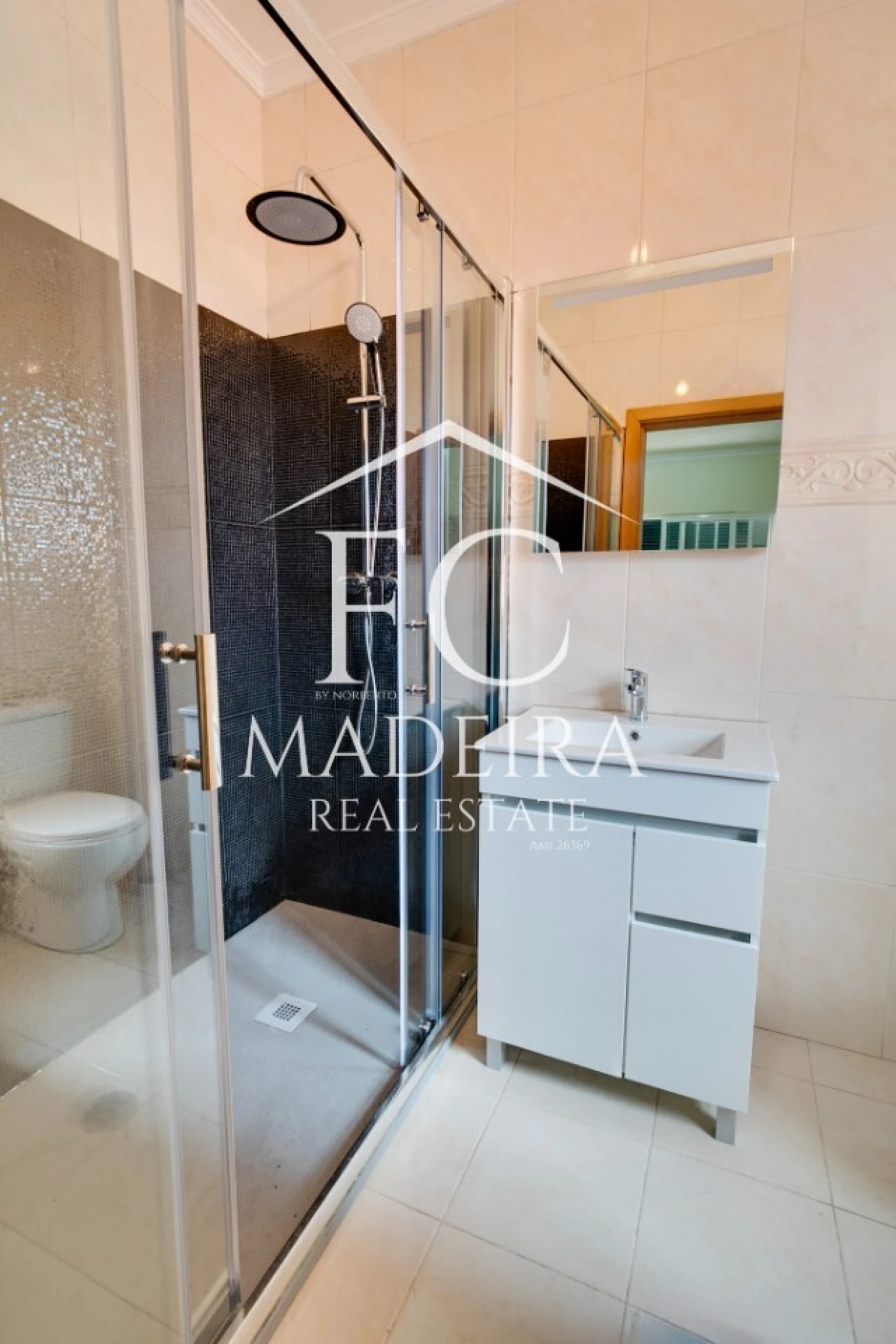 Moradia T2 para Venda em Gaula Foto 16
