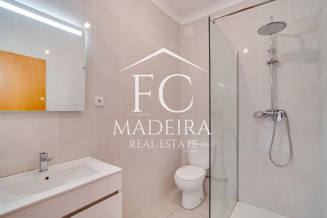 Moradia T2 para Venda em Gaula Foto 21