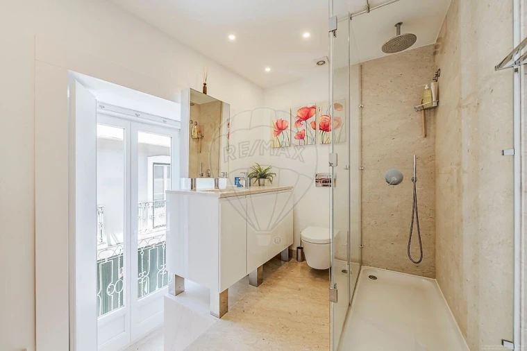 Apartamento T4 para Venda em Santa Maria Maior Foto 26
