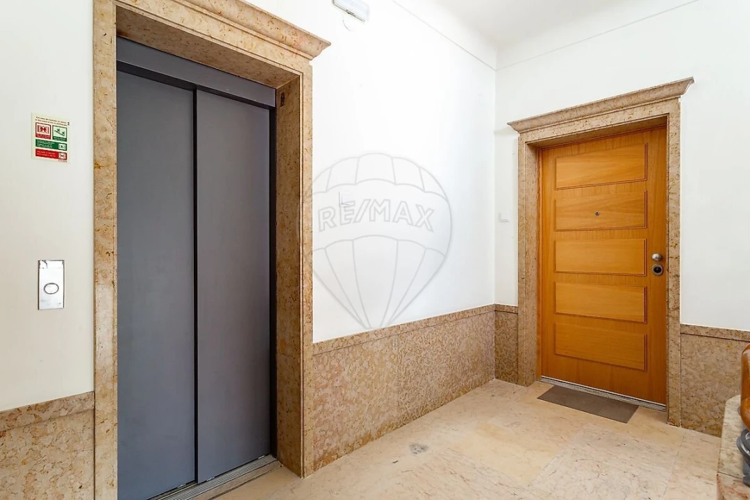 Apartamento T4 para Venda em Arroios Foto 47