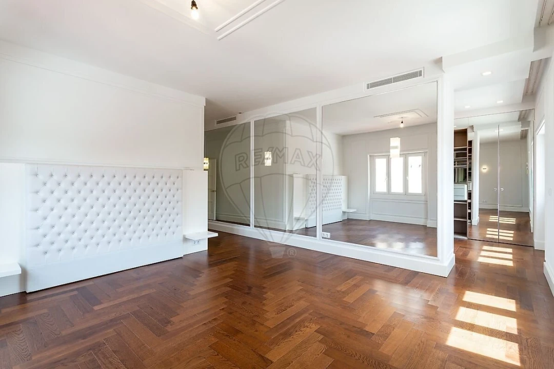 Apartamento T4 para Venda em Arroios Foto 43