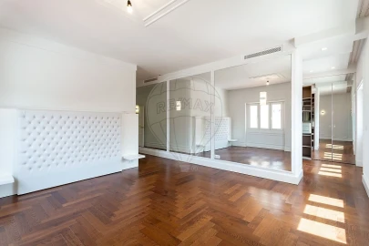 Apartamento T4 para Venda em Arroios