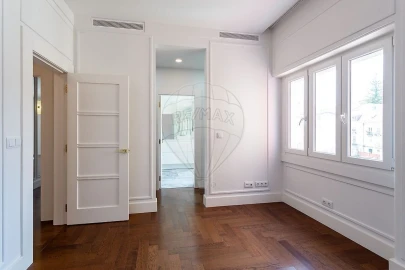 Apartamento T4 para Venda em Arroios