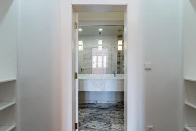 Apartamento T4 para Venda em Arroios